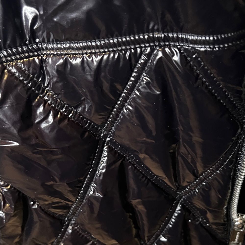 Michael Kors Black ✨ Glossy Diamond-Quilt Puffer Vest –w/  Cinch - Picture 4 of 10